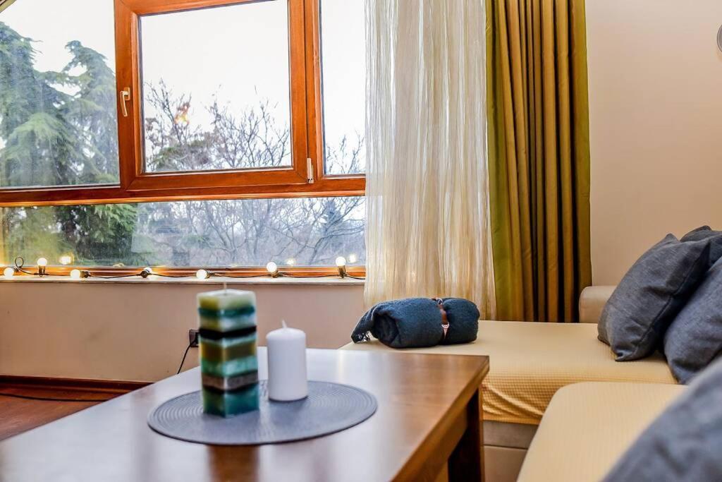 Sea View Apartment Next To Sea Garden And Beach Varna Buitenkant foto