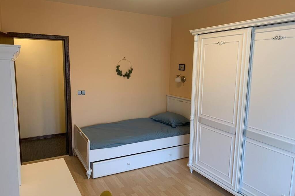 Sea View Apartment Next To Sea Garden And Beach Varna Buitenkant foto